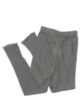 Load image into Gallery viewer, Suzette Leggings
