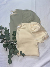 Load image into Gallery viewer, Lainey Top - Cream
